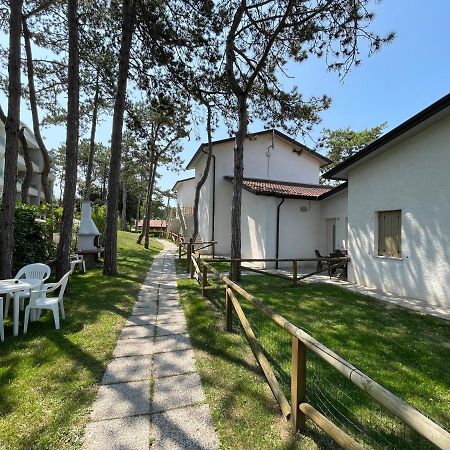 Ville Pinetine Bibione Esterno foto